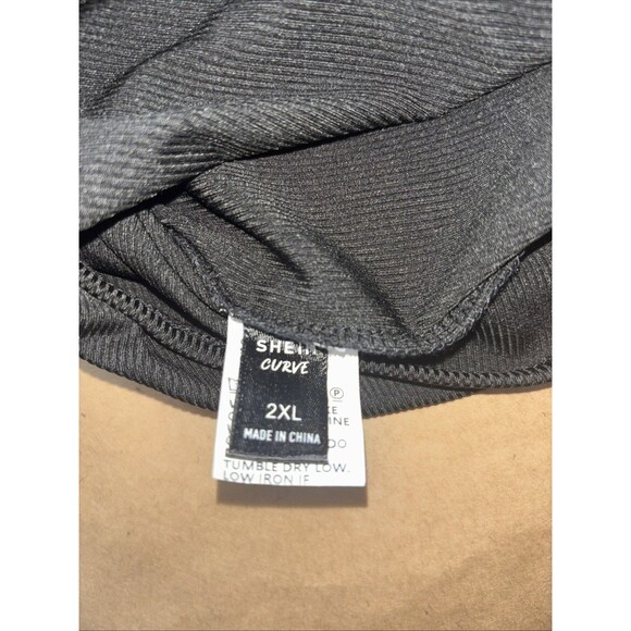 SHEIN Women’s 2X Black Ribbed Bodysuit - Picture 4 of 7